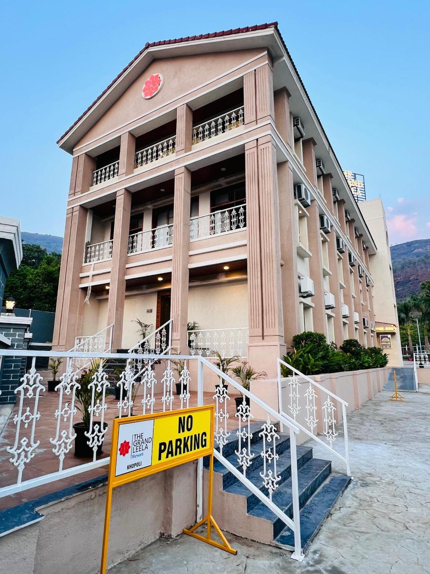 The Grand Leela Resort Khopoli Extérieur photo
